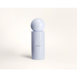 courreges l'eau pale