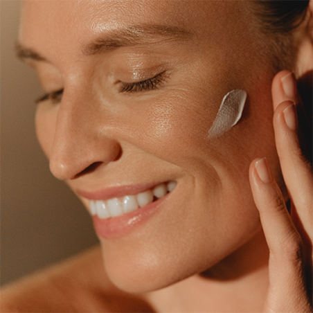 Sisley Sunleÿa Soin Solaire Anti-Âge SPF 30 y SPF 50+