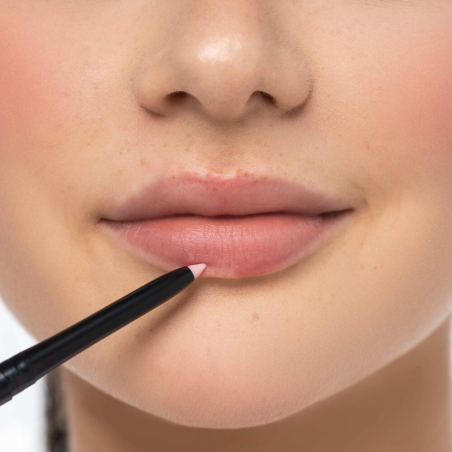 Invisible Lip Contour