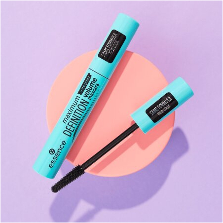 Maximum Definition Waterproof Volume Mascara
