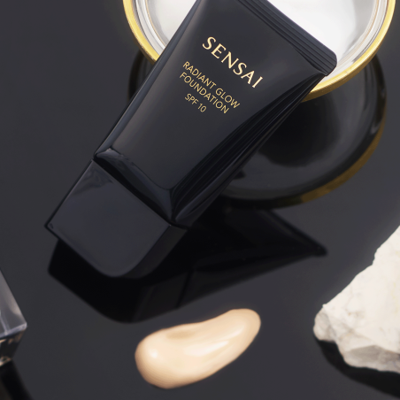 Radiant Glow Foundation Spf10