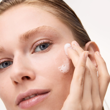 Soft Glam Foam Primer