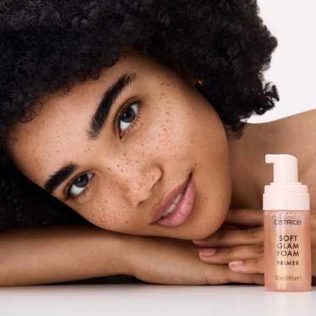 Soft Glam Foam Primer