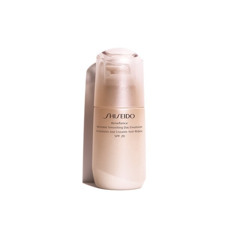 Benefiance wrinkle smoothing day emulsio