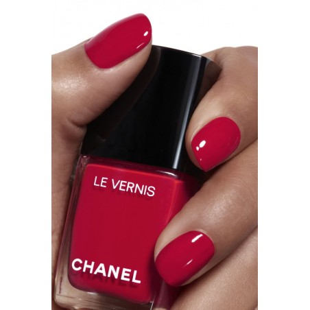 LE VERNIS