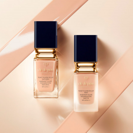 Radiant Fluid Foundation Natural