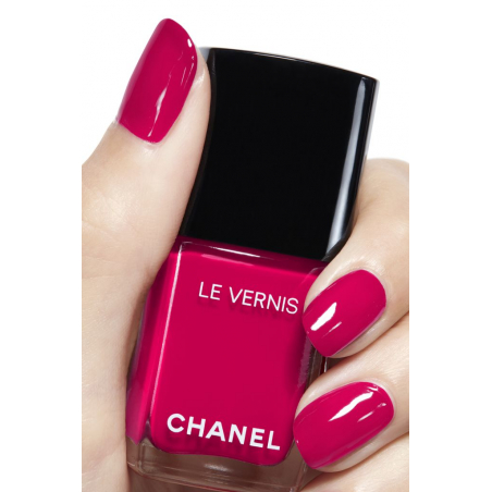 LE VERNIS