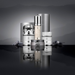 LUMINOSIDAD Y FIRMEZA CON WHITE CAVIAR