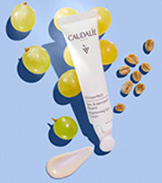 vinoperfect tratamiento de ojos iluminador Caudalie