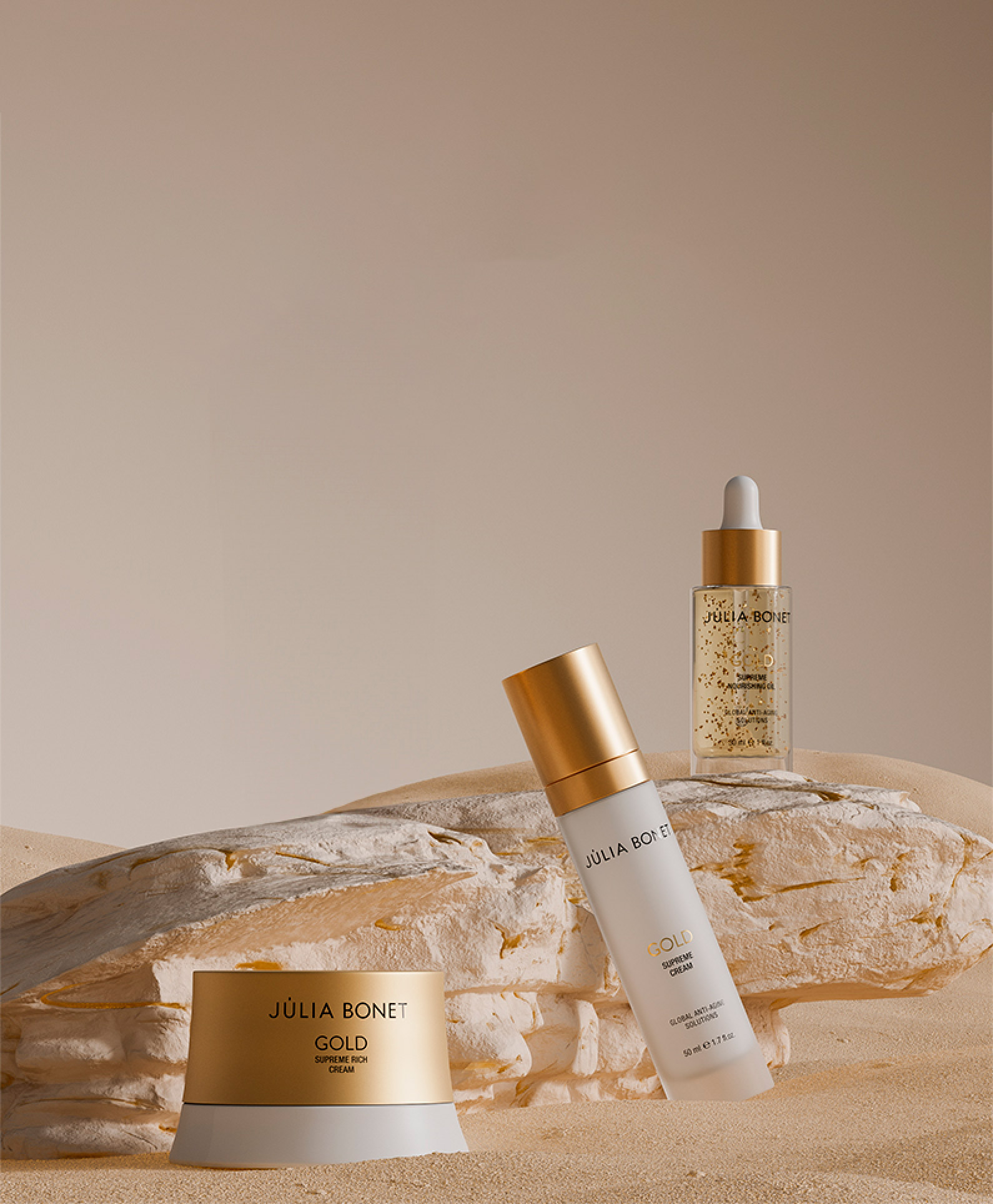 Gold Júlia Bonet