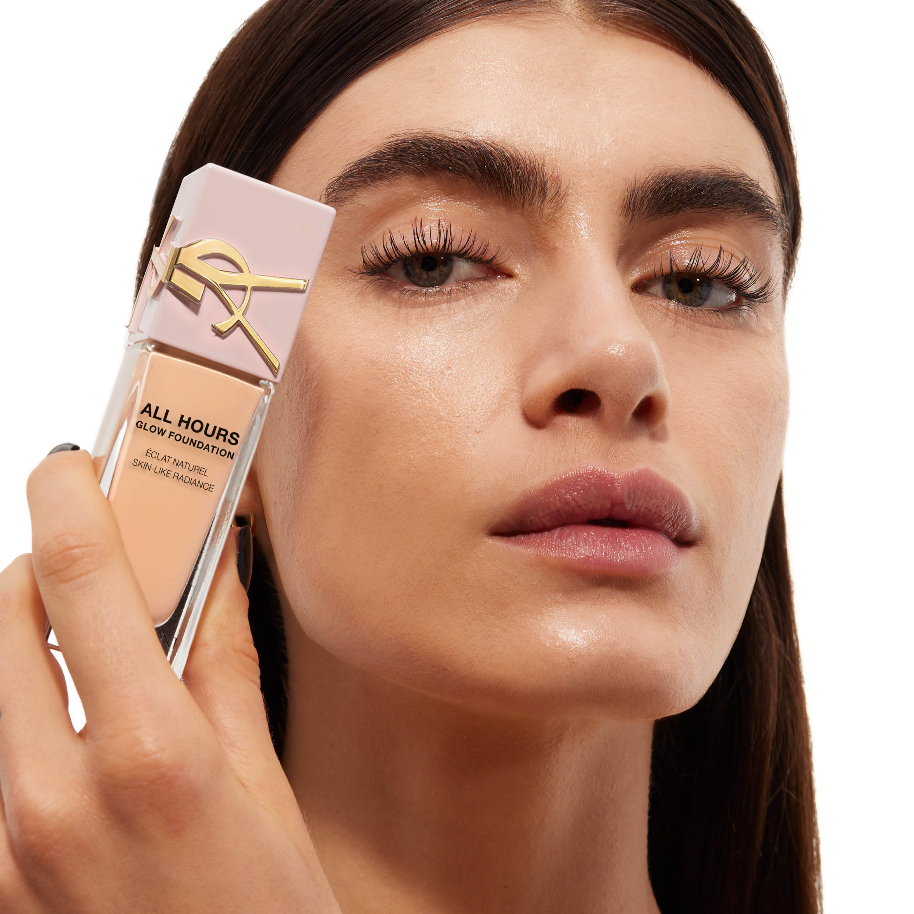 maquillaje rostro Yves Saint Laurent